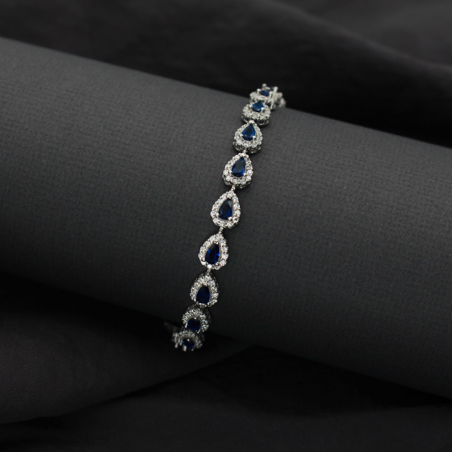 Midnight Drop Bracelet
