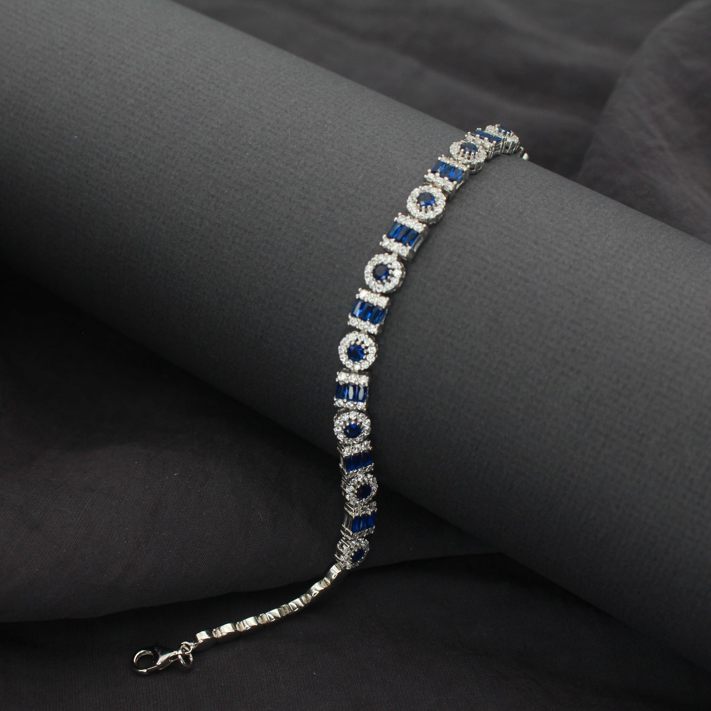 Blue Royale Halo Bracelet