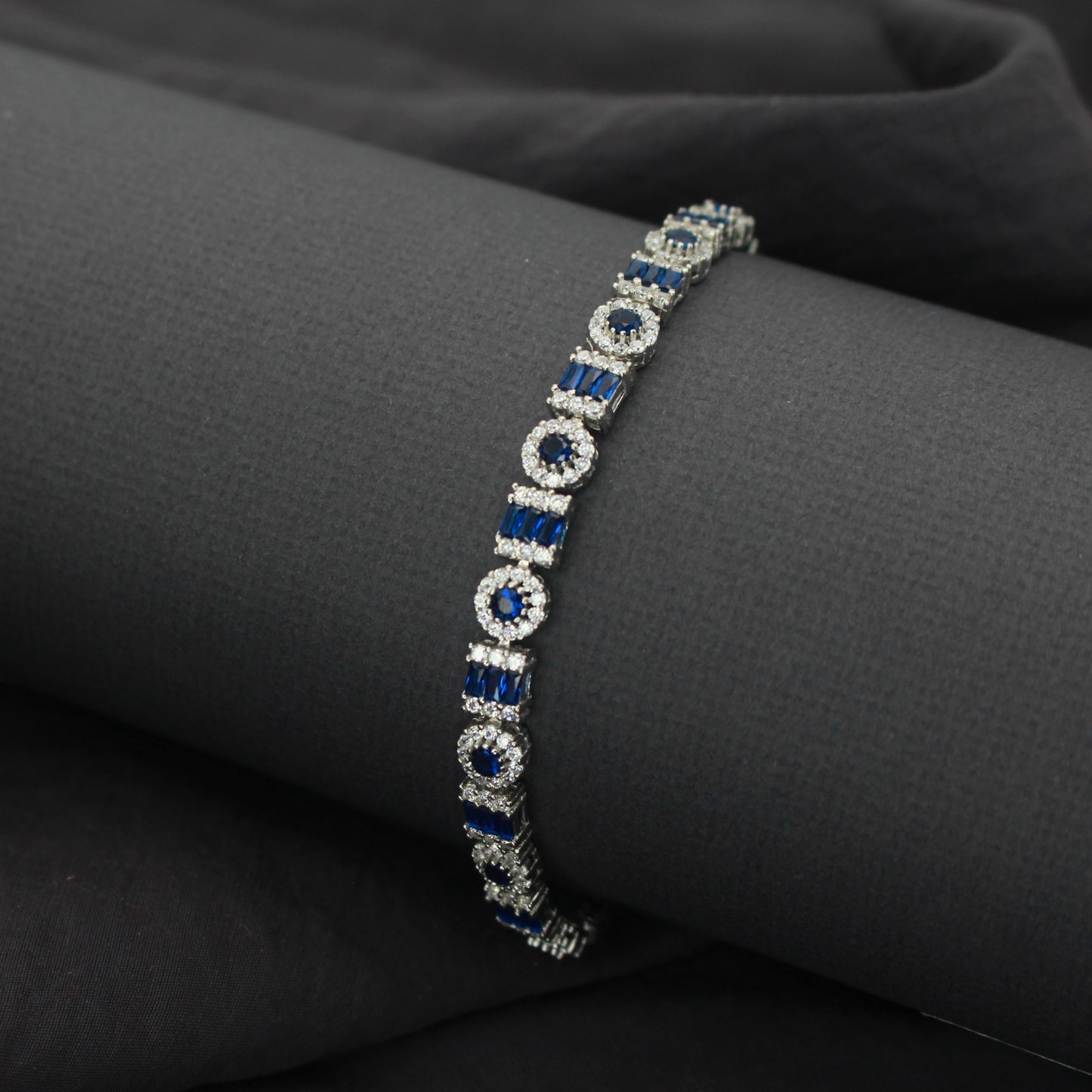 Blue Royale Halo Bracelet