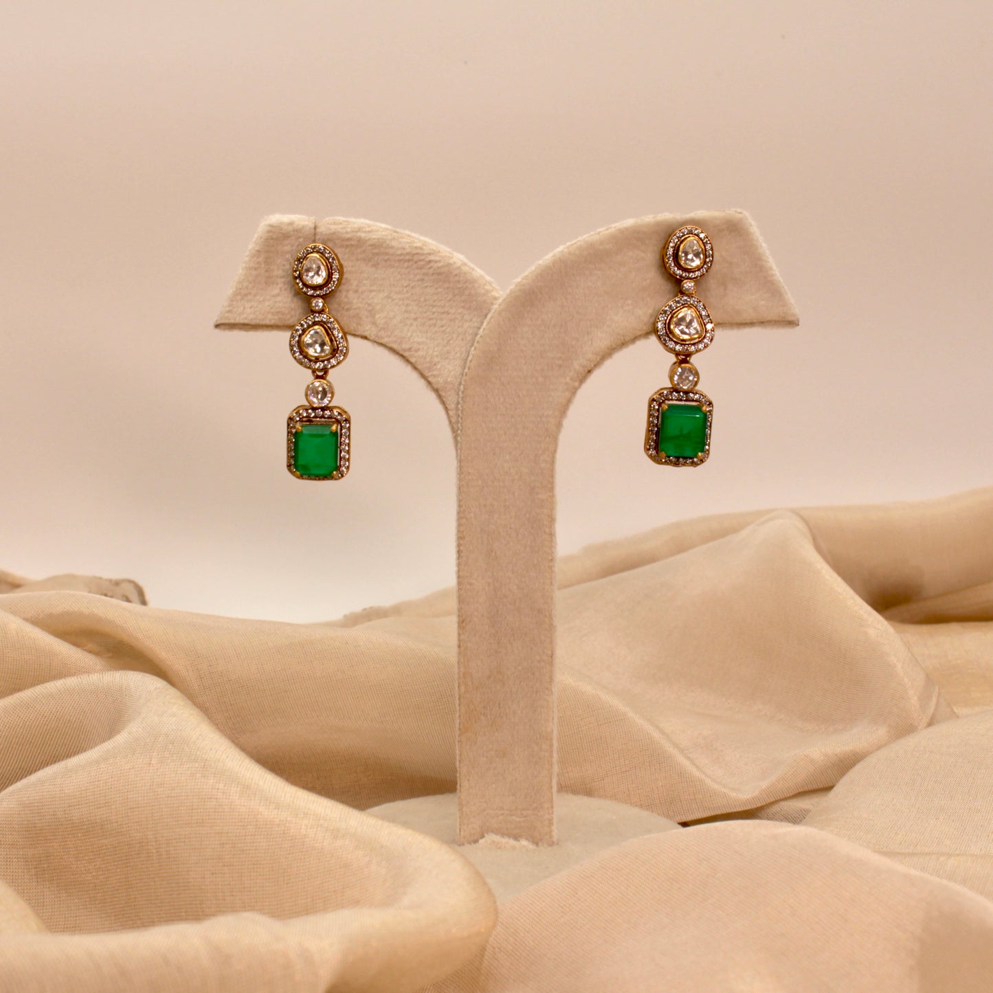 Classic Kundan Pearl Studs