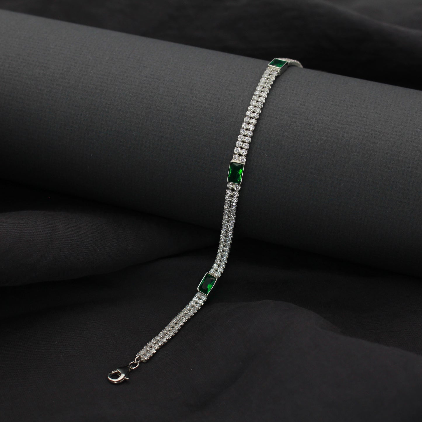 Emerald Glint Bracelet