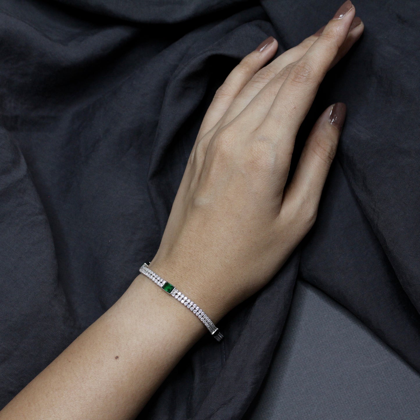 Emerald Glint Bracelet