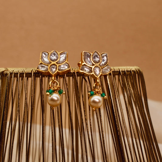 Golden Kundan Earring