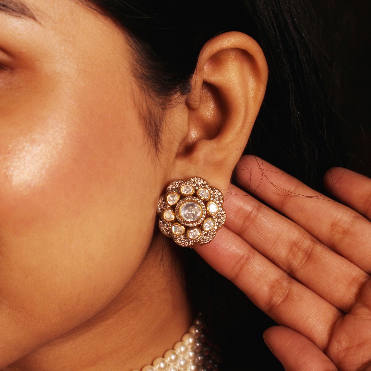 Antique Gold & Polki Pearl  Choker